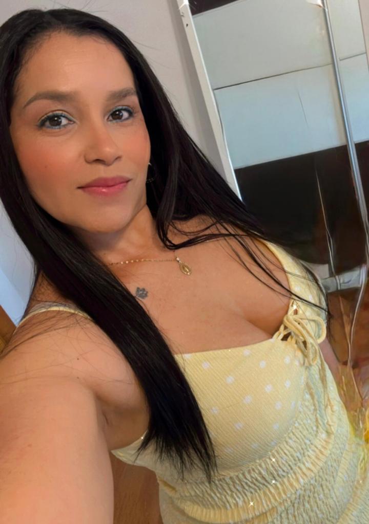 Chica busca chico en Cádiz: 