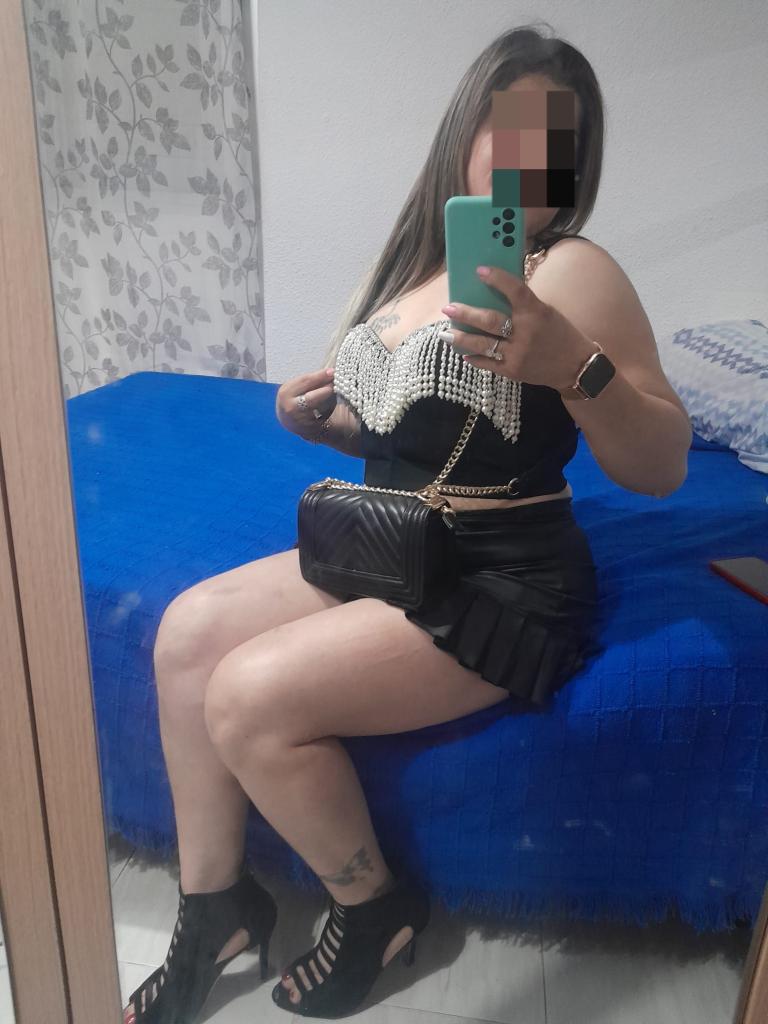 Chica busca chico en Huelva: 