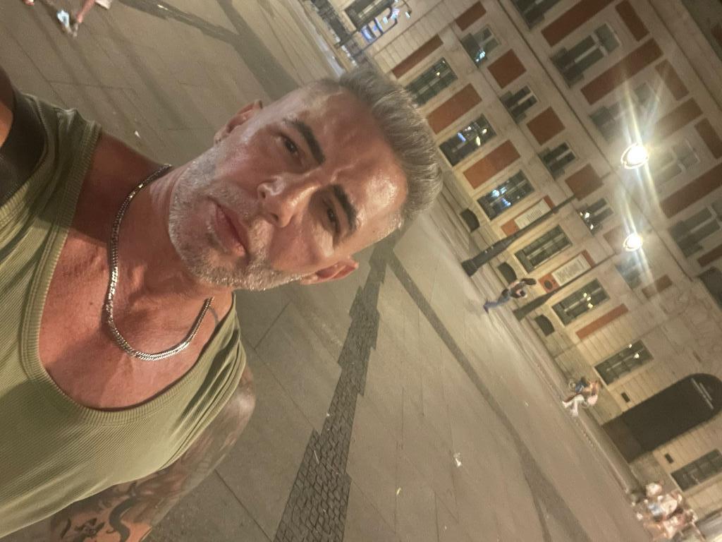 Chico busca chica en Madrid: 