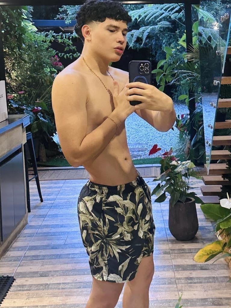 Chico busca chica en Barcelona: 