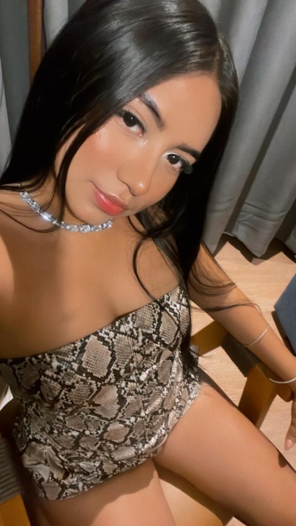 697708396: Chica busca chico en Asturias