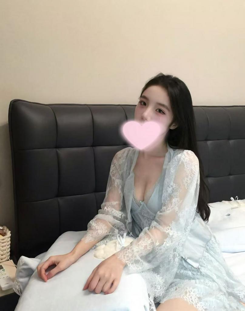 658586999: Chica busca chico en Madrid