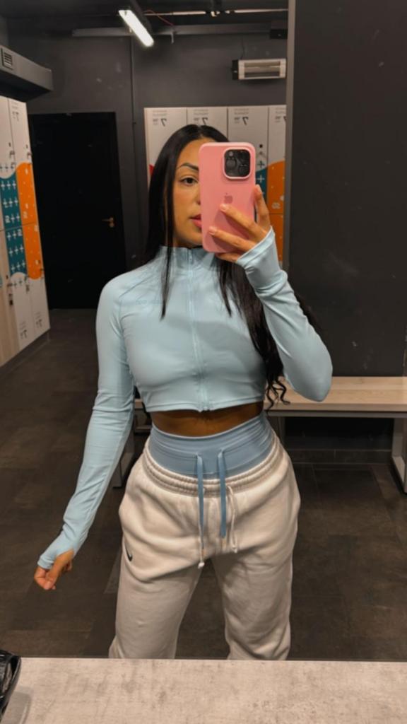 666321051: Chica busca chico en Cádiz