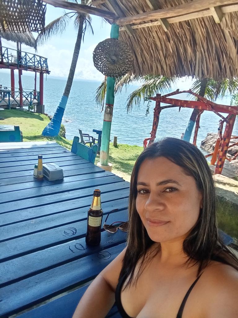 614872660: Chica busca chico en Tarragona