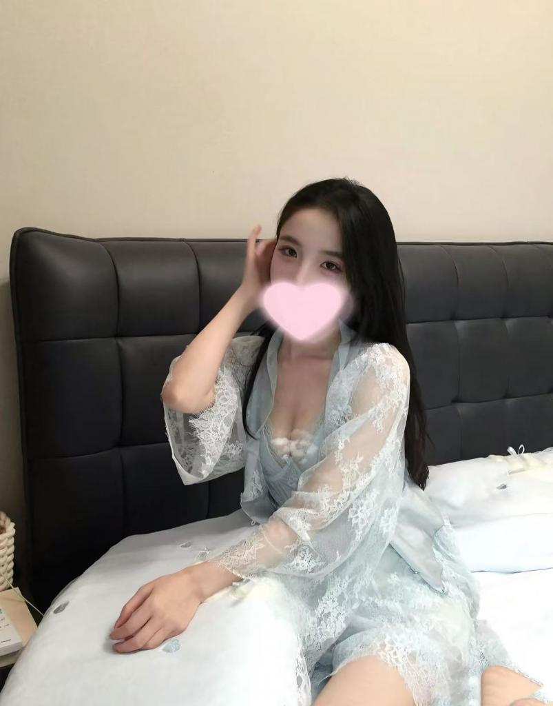 658586999: Chica busca chico en Madrid