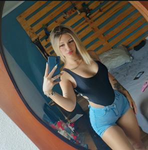 625257692: Chica busca chico en La Coruña