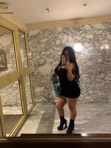 603302317: Chica busca chico en Sevilla