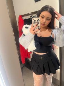 667585041: Chica busca chico en Madrid