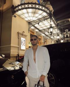 669911338: Chico busca chica en Madrid