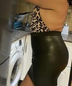 641877652: Chica busca chico en Valencia