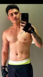 653577944: Chico busca chica en Madrid