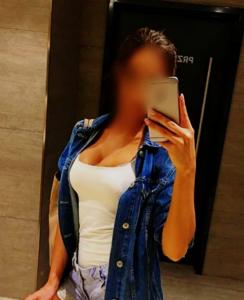 623117350: Chica busca chico en Pontevedra