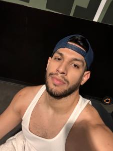 627275163: Chico busca chica en Granada