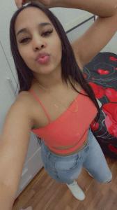 614805558: Chica busca chico en Salamanca