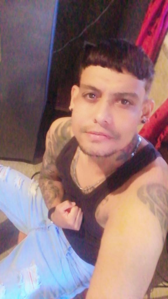 674217382: Chico busca chica en Tenerife