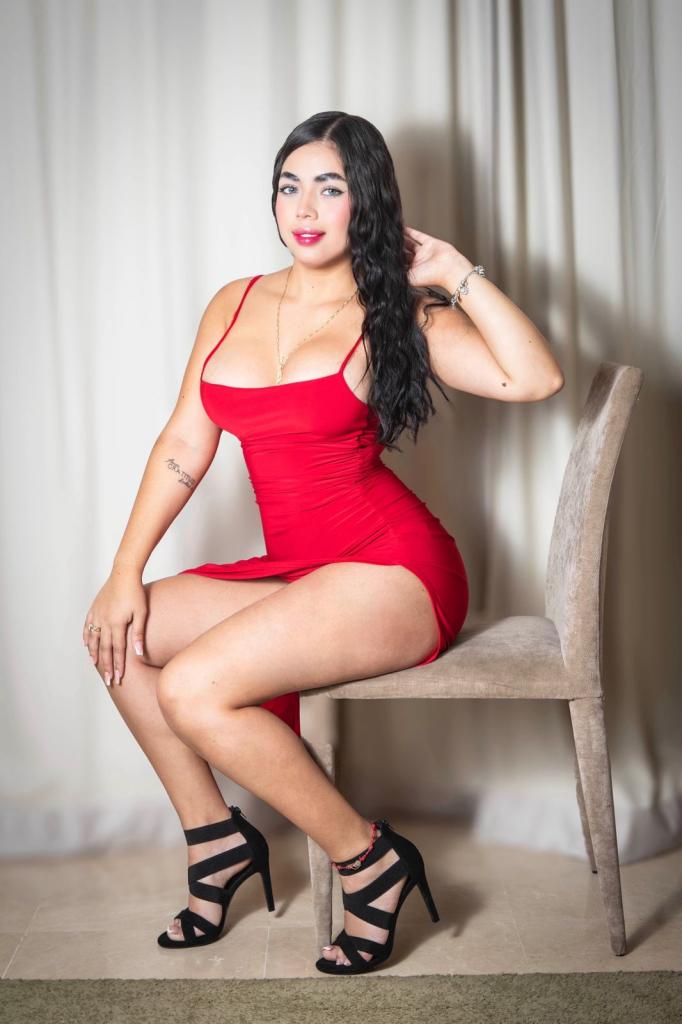 613444539: Chica busca chico en Málaga