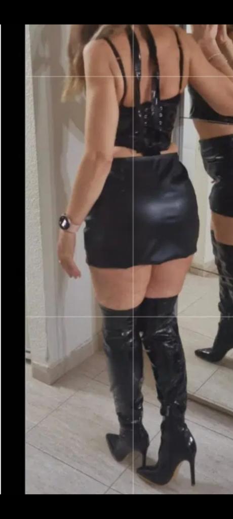 633716476: Chica busca chico en Almería