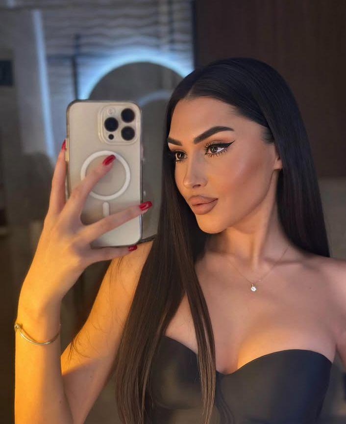 631357684: Chica busca chico en Málaga