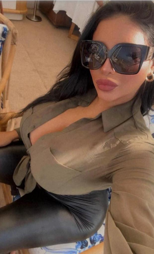 634895728: Chica busca chico en Málaga