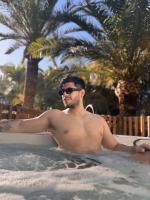 627275163: Chico busca chica en Granada