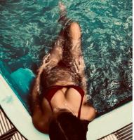 697745698: Chica busca chico en Madrid