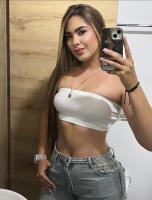 613820945: Chica busca chico en La Coruña