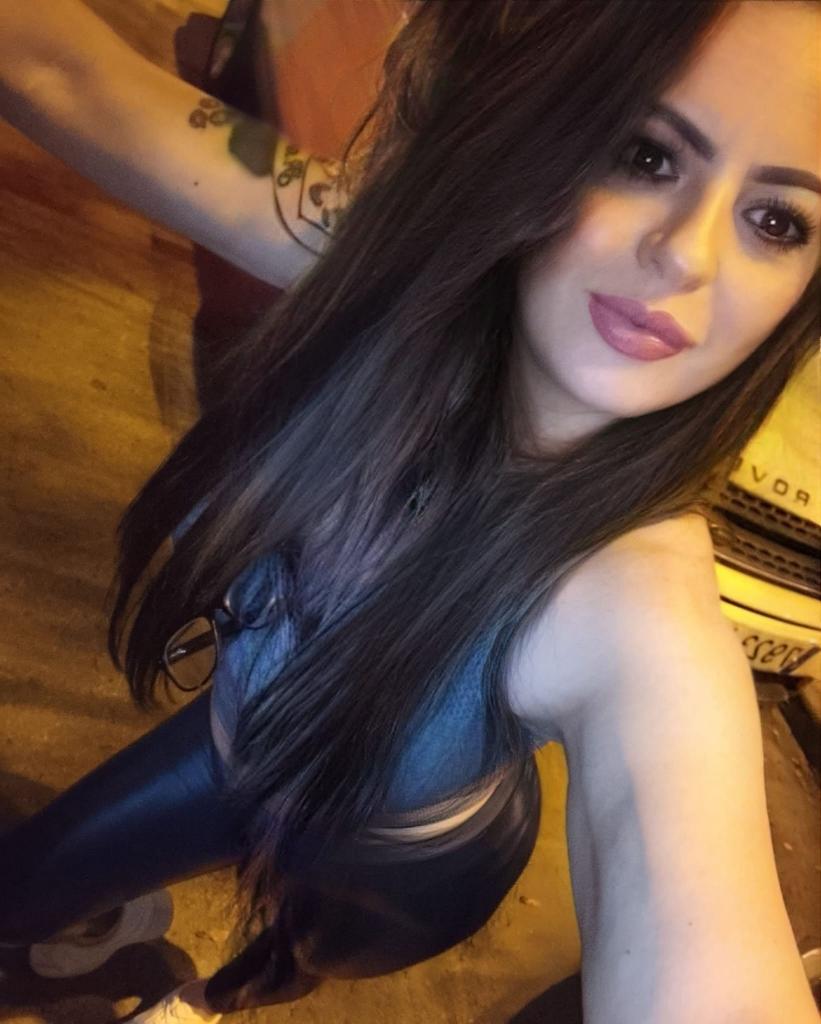 Chica busca chico en Murcia: Chica busca chico