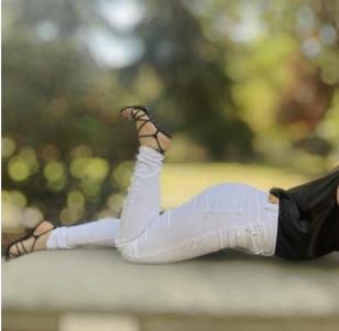 632886572: Chica busca chico en La Coruña