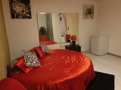 660960189:  en Barcelona