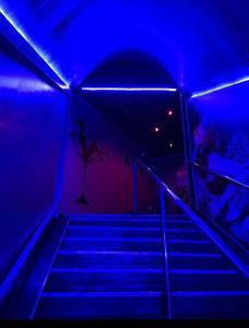 686652102: Chica busca chico en Madrid