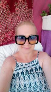 657697397: Chica busca chico en Málaga