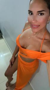 615736355: Chica busca chico en Madrid