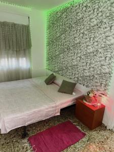 604301045:  en León