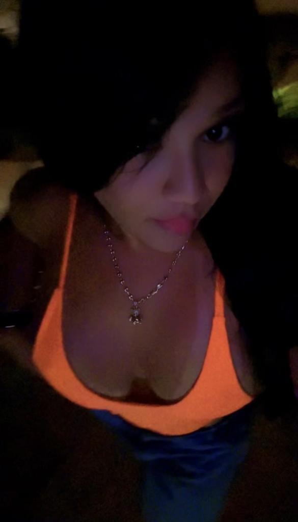 641399510: Chica busca chico en Granada