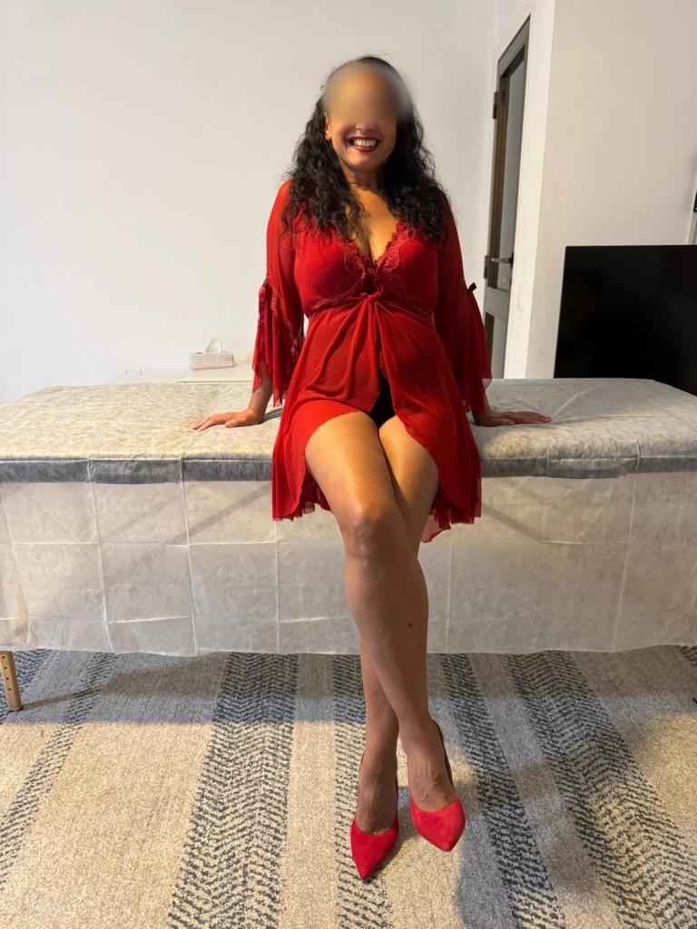 Chica busca chico en Tenerife: 