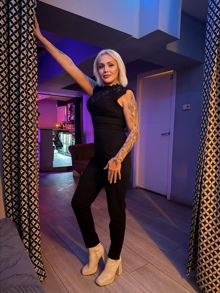 Chica busca chico en Barcelona: 