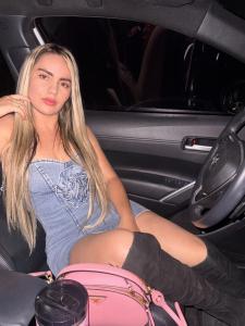 617746381: Chica busca chico en Madrid