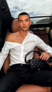 612248186: Chico busca chica en Tarragona