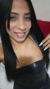 614554861: Chica busca chico en Sevilla