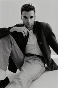 612248186: Chico busca chica en Tarragona