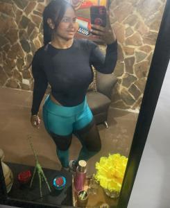 603270479: Chica busca chico en Sevilla