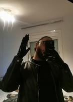 631816810: Chico busca chica en Barcelona