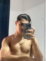 677295437: Chico busca chica en Almería