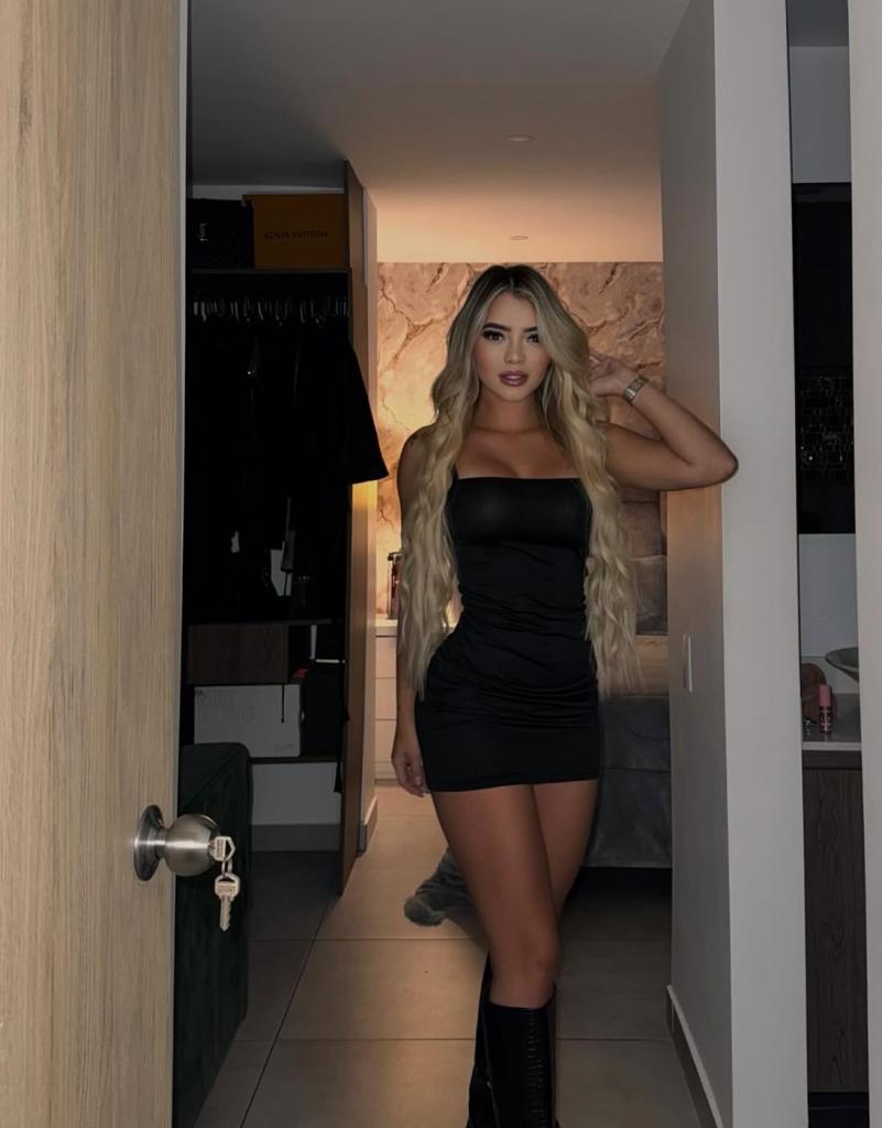 624072456: Chica busca chico en Madrid