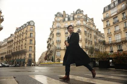 678961888: Chico busca chica en Barcelona