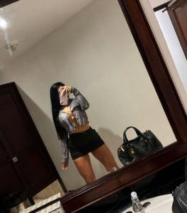 Chica busca chico en Almería: 