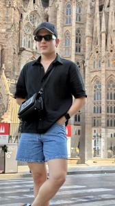 643208941: Chico busca chica en Barcelona