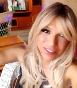 611308219: Transexual en La Coruña