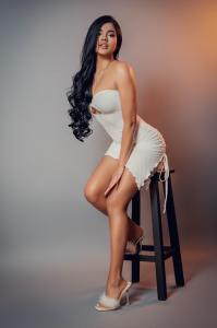 672595038: Chica busca chico en Madrid