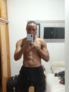 604303276: Chico busca chica en Las Palmas